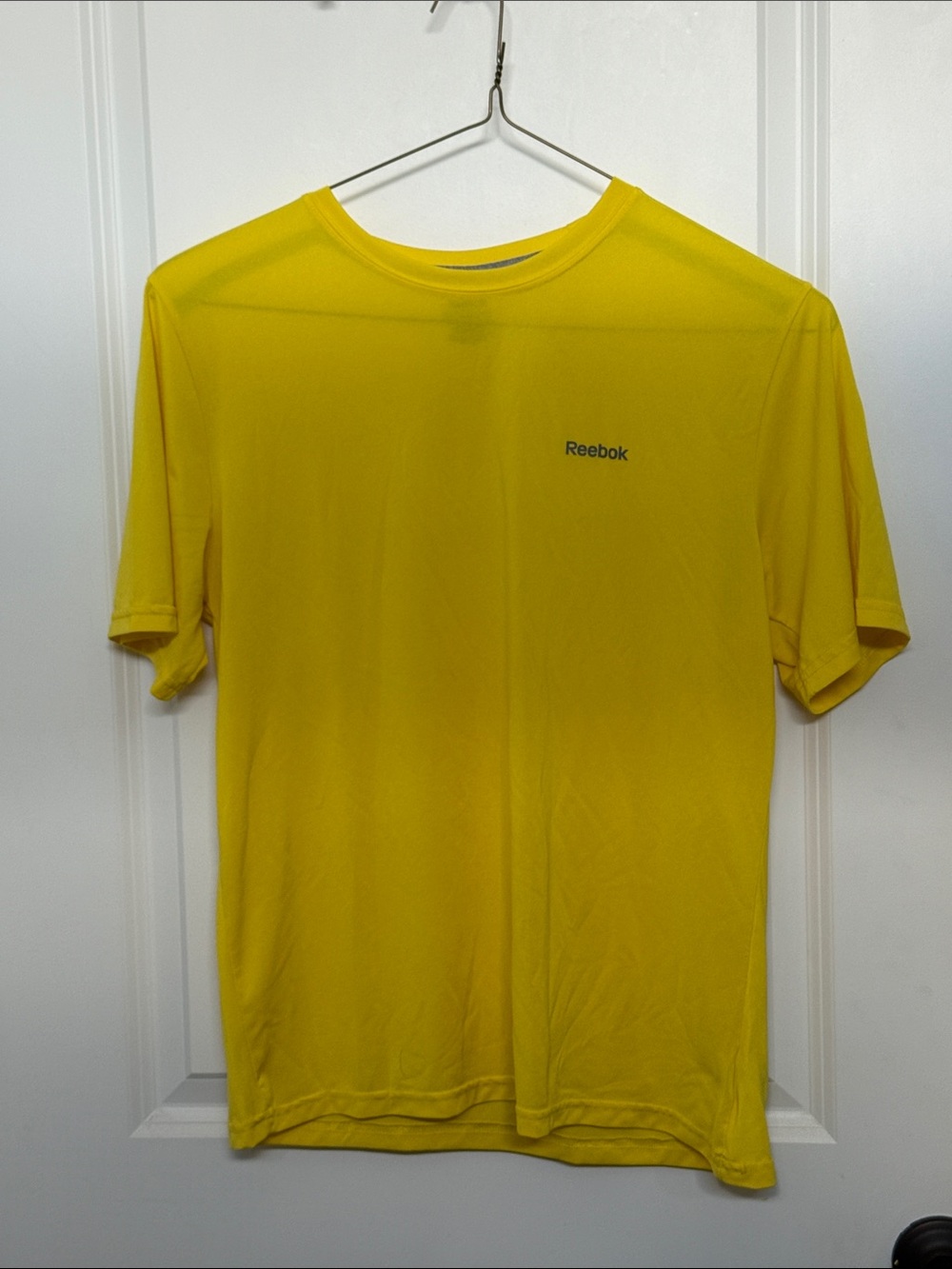 Yellow S Reebok training tee
